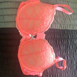 Victoria's Secret Bright Peach Lace Underwire Lined Demi Bra 34 D RN54867